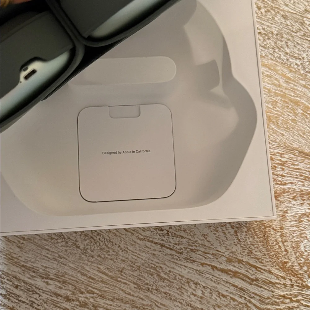 Apple AirPods Max - Picture 16 of 17
